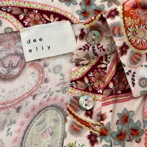 Dee Elly paisley pattern pajama top from Vici - Picture 3 of 3